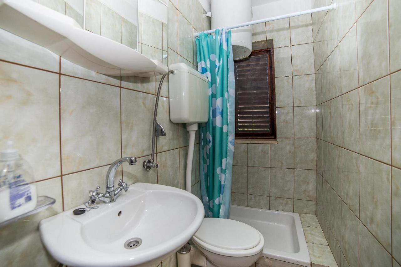 Apartments And Rooms Drpic Сплітська Екстер'єр фото
